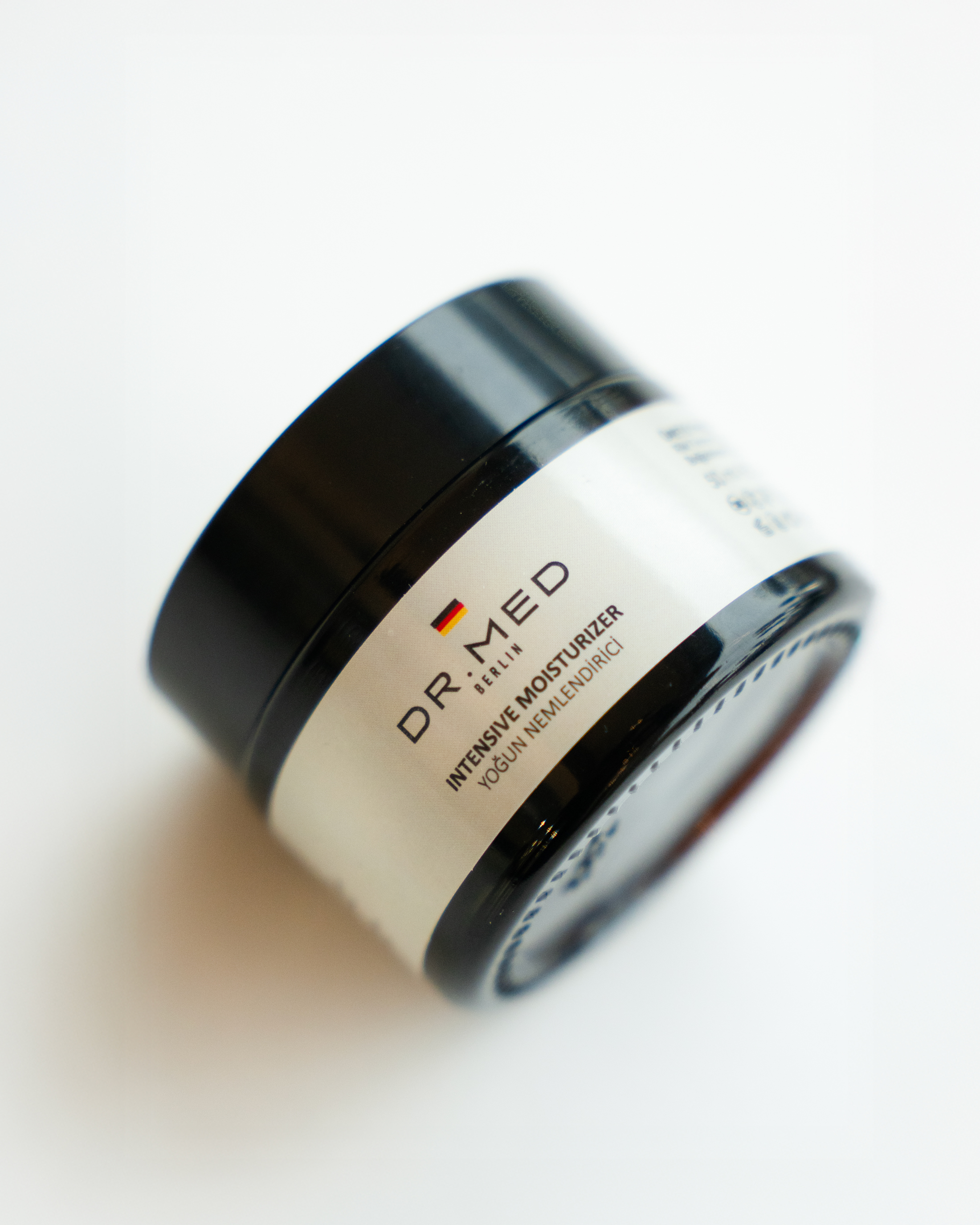 Dr. Med — Facial Care Products project frame